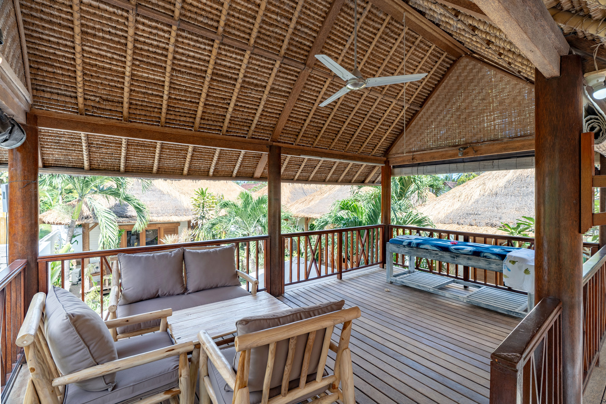 Balcony with Seating Area and Spa